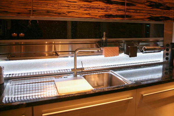 Glaszone Kitchen Splashback Crystal with LED-lighting